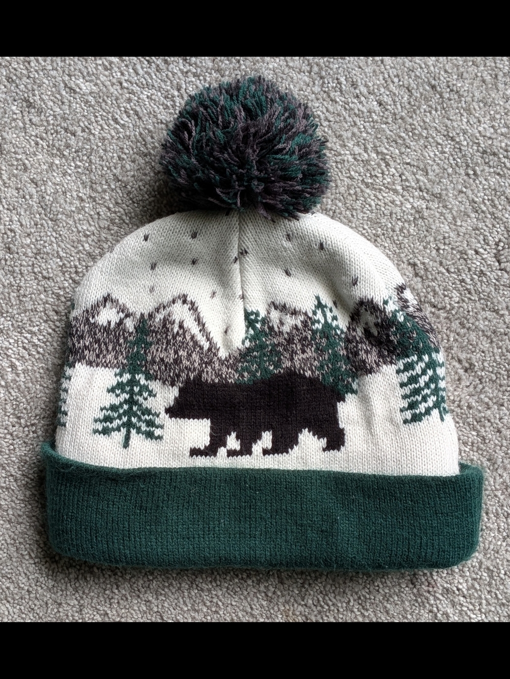 Old Navy Green/White Knit Bear Pom Pom Beanie